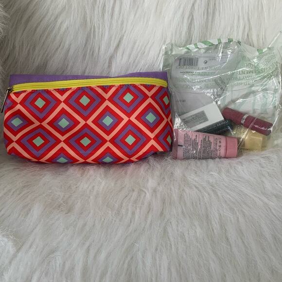 Clinique Other - Brand New Sealed Clinique Geometric Travel Bag 6 Piece Beauty Set Face Lips Eyes